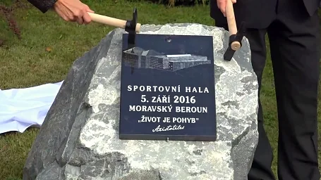 Poklepání základního kamene Medvěd arény